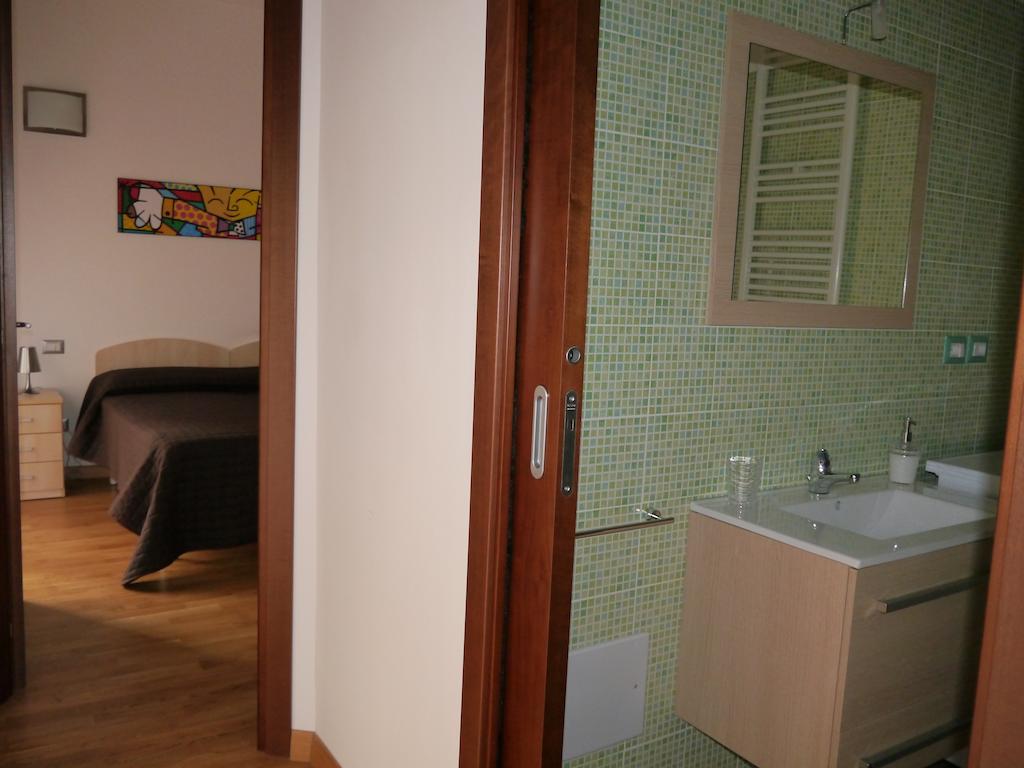 Cagliari Holiday Apartments Værelse billede